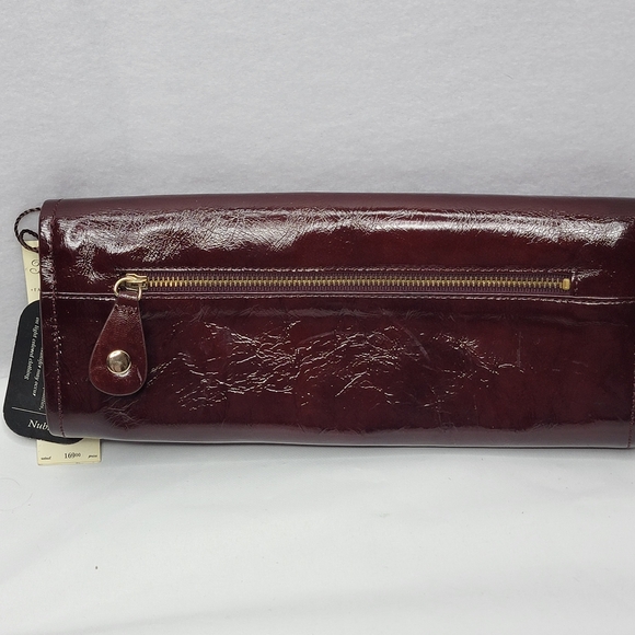 NEW NEW NEW!! Tre Vero Nubuck Leather Ox Blood Clutch Bag.‎ P123
